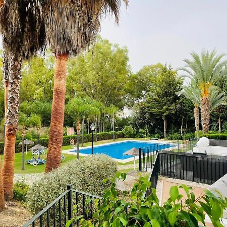 Senorio De Gonzaga- Cozy Patio Appartment With Own Access To Pool Marbella Exterior foto